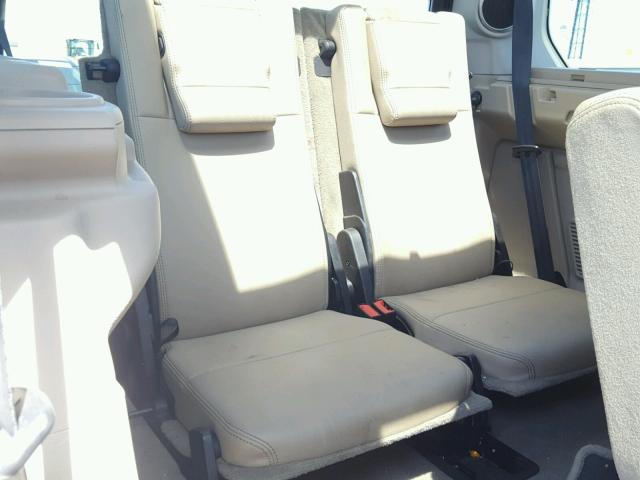 SALAG2D42CA610417 - 2012 LAND ROVER LR4 HSE WHITE photo 9