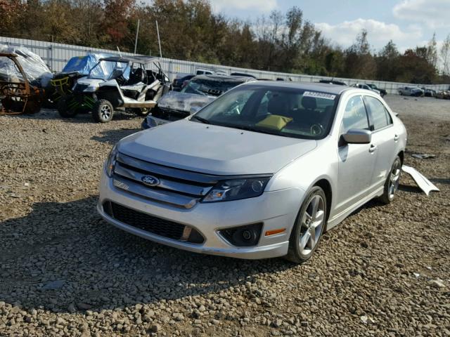 3FAHP0KC9BR167861 - 2011 FORD FUSION SPO SILVER photo 2