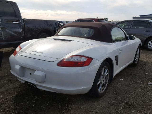 WP0CA29878U710595 - 2008 PORSCHE BOXSTER WHITE photo 4