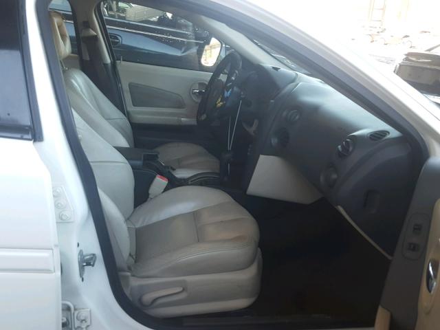 2G2WR524041372529 - 2004 PONTIAC GRAND PRIX თეთრი ფოტო 5