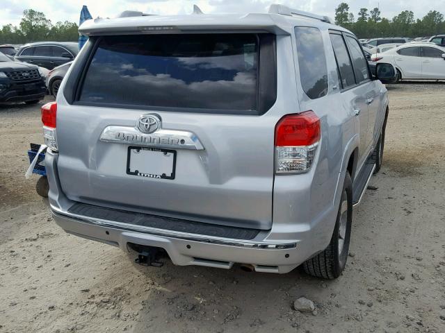 JTEZU5JRXD5050849 - 2013 TOYOTA 4RUNNER SR SILVER photo 4