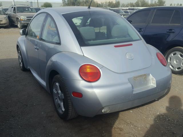 3VWBR31CX4M409129 - 2004 VOLKSWAGEN NEW BEETLE Silber Foto 3