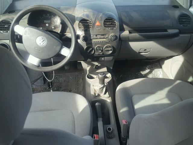 3VWBR31CX4M409129 - 2004 VOLKSWAGEN NEW BEETLE Silber Foto 9