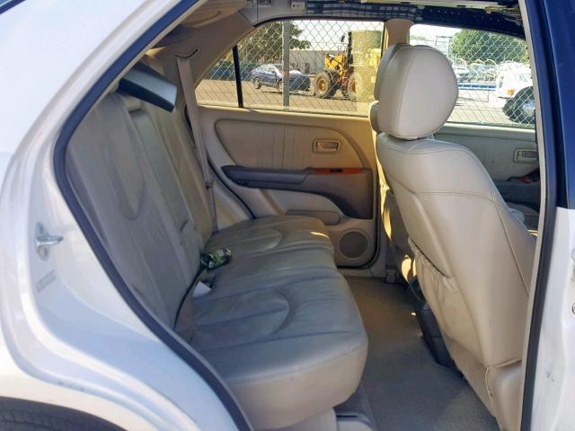 JT6GF10U9Y0067561 - 2000 LEXUS RX 300 WHITE photo 6