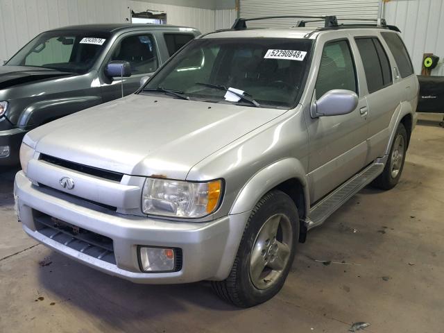 JNRDR09Y32W256780 - 2002 INFINITI QX4 SILVER photo 2