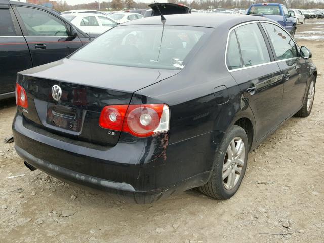 3VWEF71KX7M182193 - 2007 VOLKSWAGEN JETTA WOLF BLACK photo 4