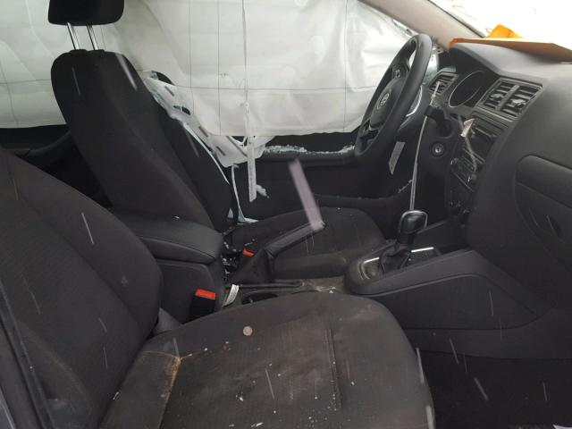 3VW2K7AJ9FM321573 - 2015 VOLKSWAGEN JETTA BASE CHARCOAL photo 5