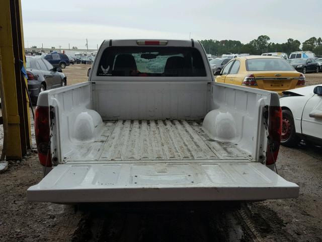 1GCCS399988185995 - 2008 CHEVROLET COLORADO L WHITE photo 9