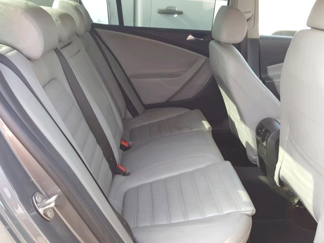 WVWCU73C26P146528 - 2006 VOLKSWAGEN PASSAT 3.6 GRAY photo 6