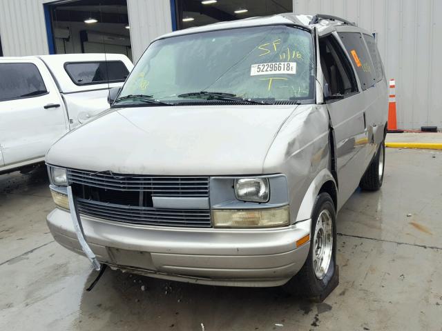 1GNDM19X44B126021 - 2004 CHEVROLET ASTRO GRAY photo 2