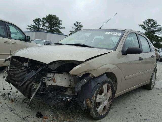 1FAHP34N57W294238 - 2007 FORD FOCUS ZX4 TAN photo 2