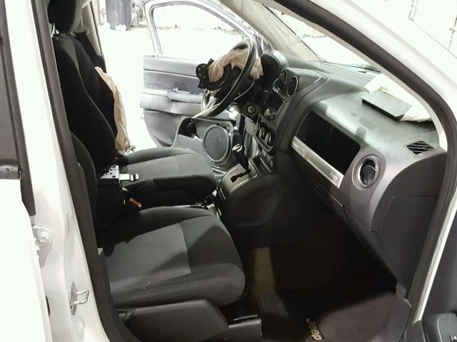 1C4NJCBA8FD250131 - 2015 JEEP COMPASS SP 白色 照片 5