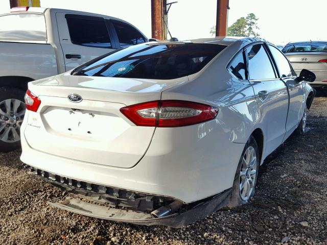 3FA6P0G74GR121395 - 2016 FORD FUSION S WHITE photo 4