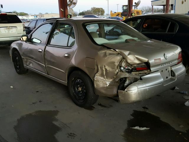 1N4BU31D7RC184094 - 1994 NISSAN ALTIMA XE BEIGE photo 3