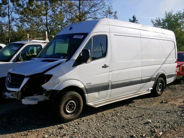 WD3PE8CC4FP148067 - 2015 MERCEDES-BENZ SPRINTER 2 WHITE photo 2