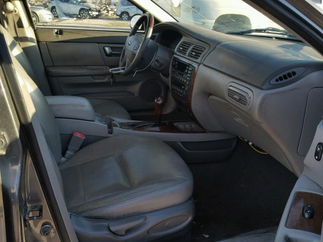 1FAHP59S73A163216 - 2003 FORD TAURUS SEL GRAY photo 5