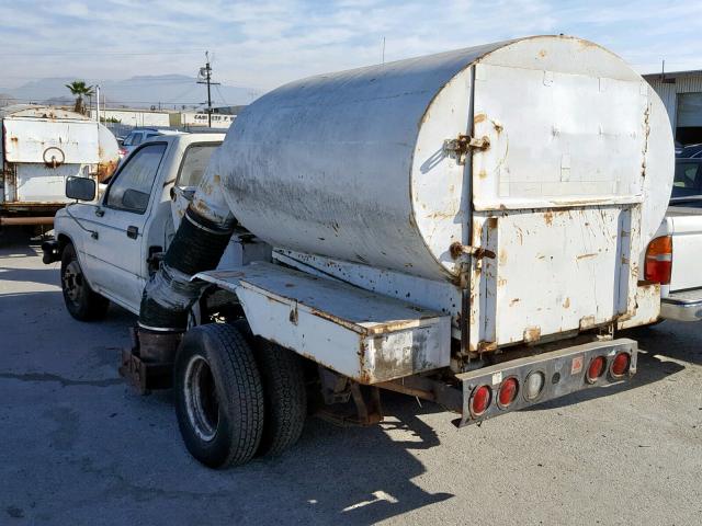 JT5VN82T8K0000386 - 1989 TOYOTA PICKUP CAB WHITE photo 3