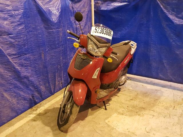 RFBD1H1179B251042 - 2009 KYMCO USA INC PEOPLE S RED photo 2