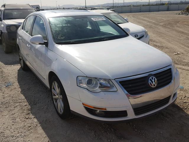 WVWJM7AN7AE075990 - 2010 VOLKSWAGEN PASSAT KOM WHITE photo 1