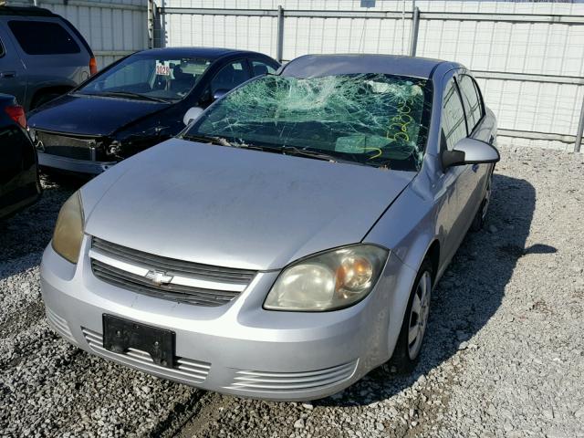 1G1AL58F687175656 - 2008 CHEVROLET COBALT LT SILVER photo 2