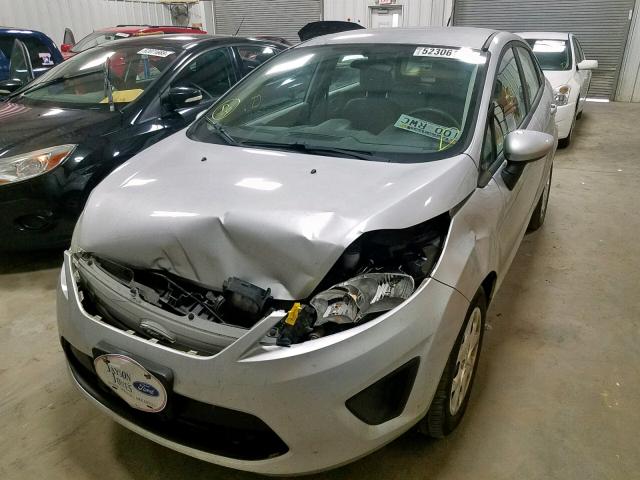 3FADP4AJ0CM145963 - 2012 FORD FIESTA S SILVER photo 2