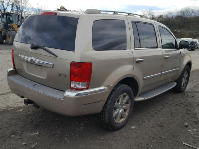 1A8HW58N28F122598 - 2008 CHRYSLER ASPEN LIMI BEIGE photo 4