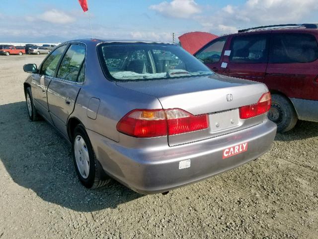 1HGCG1642YA065481 - 2000 HONDA ACCORD LX GRAY photo 3