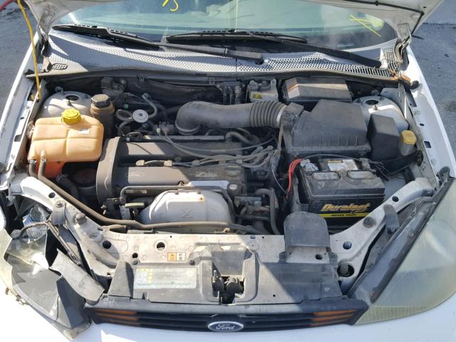 1FAFP38393W226616 - 2003 FORD FOCUS ZTS WHITE photo 7