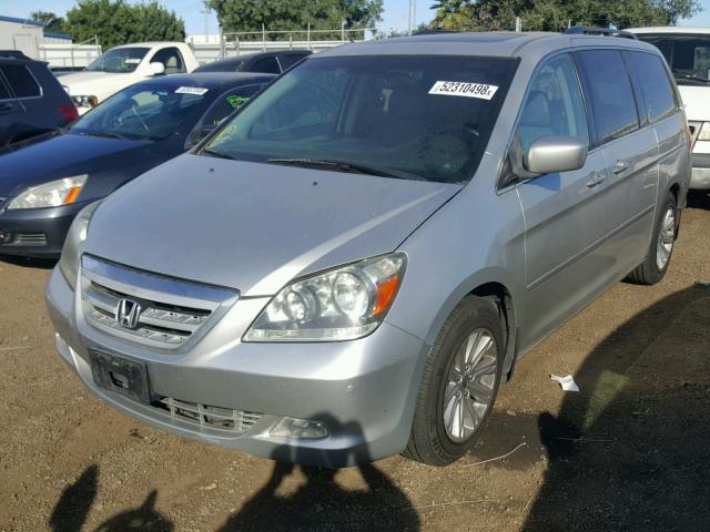 5FNRL38817B102333 - 2007 HONDA ODYSSEY TO SILVER photo 2