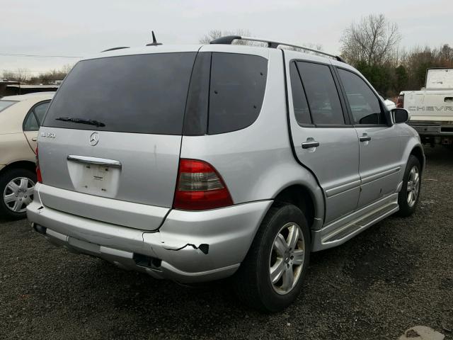 4JGAB57E35A552473 - 2005 MERCEDES-BENZ ML 350 SILVER photo 4