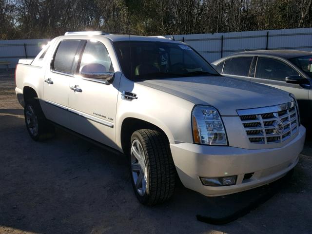 3GYT4NEF1DG371594 - 2013 CADILLAC ESCALADE E WHITE photo 1