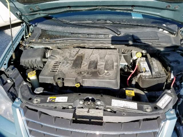 2A8HR64X08R696579 - 2008 CHRYSLER TOWN & COU GREEN photo 7