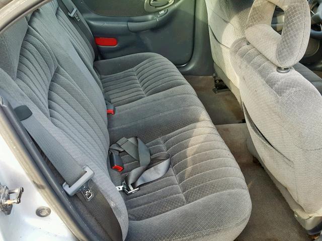 1G2WK52J42F260381 - 2002 PONTIAC GRAND PRIX SILVER photo 6