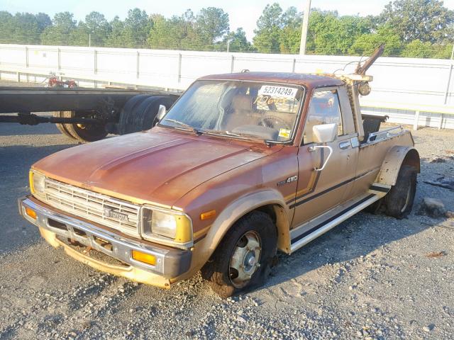 JT4RN44S7D1117649 - 1983 TOYOTA PICKUP 1/2 BEIGE photo 2