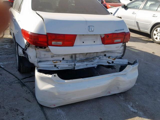 1HGCM56445A191465 - 2005 HONDA ACCORD LX WHITE photo 9