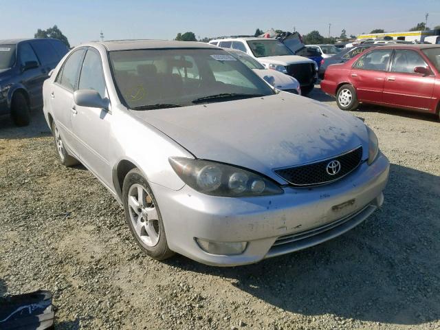 4T1BE32K95U542736 - 2005 TOYOTA CAMRY LE SILVER photo 1