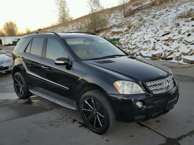 4JGBB72E98A364469 - 2008 MERCEDES-BENZ ML 550 BLACK photo 1