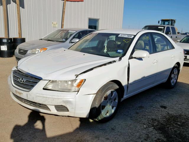 5NPET46C19H424938 - 2009 HYUNDAI SONATA GLS WHITE photo 2