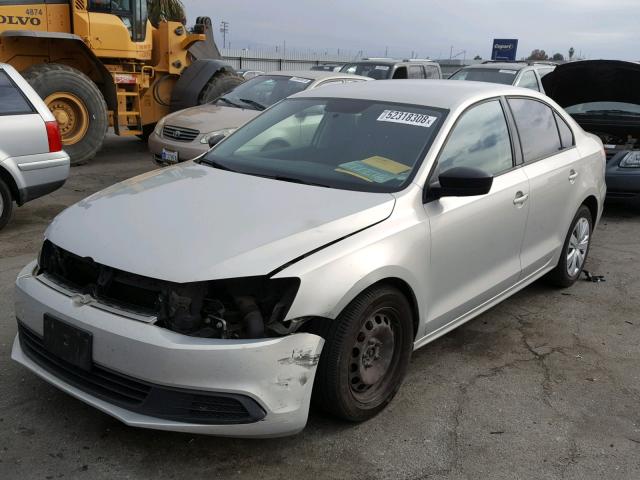 3VW2K7AJ2CM354345 - 2012 VOLKSWAGEN JETTA BASE SILVER photo 2