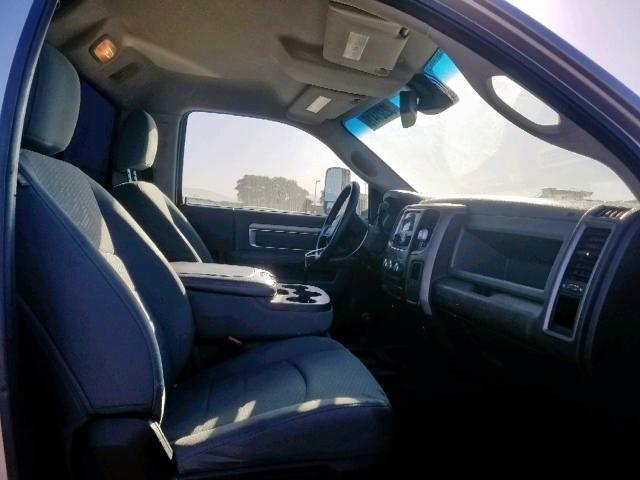 3C63RRALXDG542778 - 2013 RAM 3500 ST SILVER photo 5