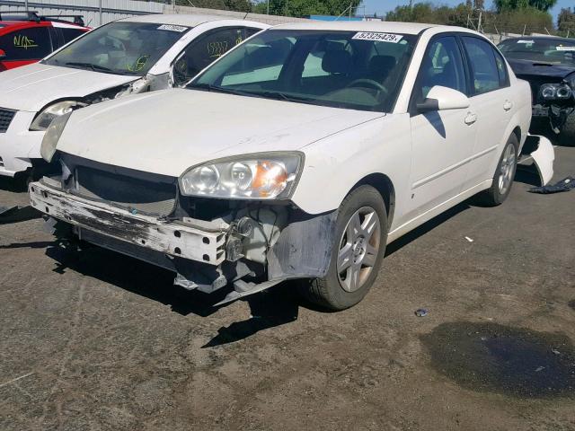 1G1ZT58N78F111321 - 2008 CHEVROLET MALIBU LT WHITE photo 2