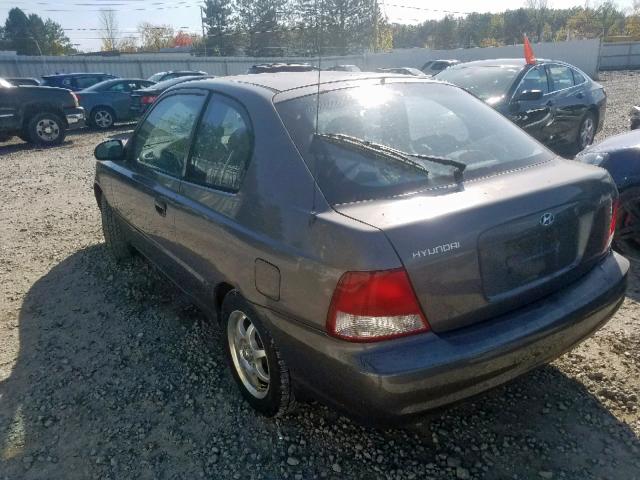 KMHCG35C01U089815 - 2001 HYUNDAI ACCENT GS GRAY photo 3