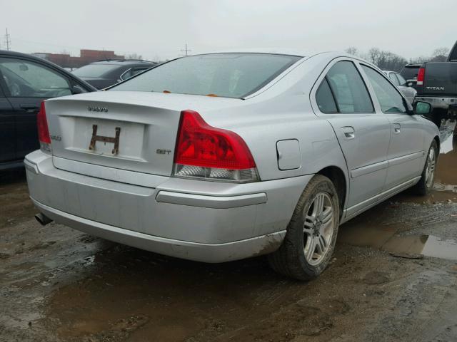 YV1RS592X52479066 - 2005 VOLVO S60 2.5T SILVER photo 4
