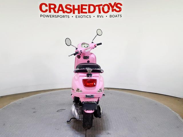 ZAPM448F2A5019559 - 2010 VESPA LX 150 PINK photo 7