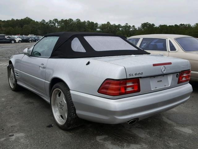 WDBFA76F71F198889 - 2001 MERCEDES-BENZ SL 600 SILVER photo 3