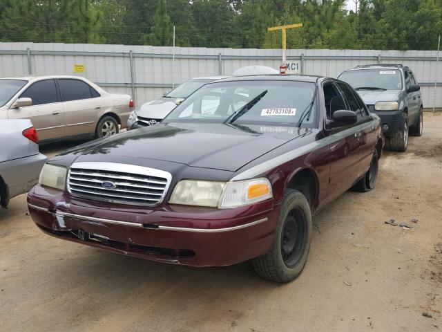 2FAFP71W8WX145482 - 1998 FORD CROWN VICT BURGUNDY photo 2