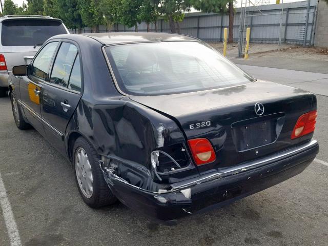 WDBJF65F5WA616247 - 1998 MERCEDES-BENZ E 320 BLACK photo 3