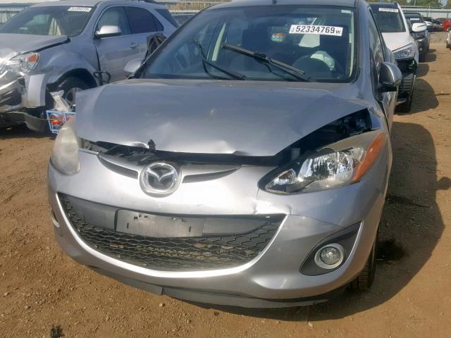 JM1DE1LZ8C0136481 - 2012 MAZDA MAZDA2 SILVER photo 9