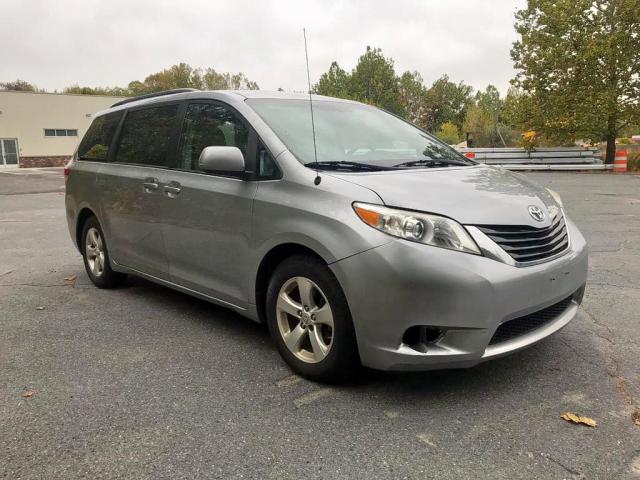 5TDKK3DC2BS067739 - 2011 TOYOTA SIENNA LE SILVER photo 1