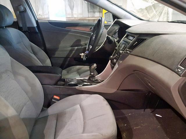 KMHEC4A48DA065793 - 2013 HYUNDAI SONATA HYB SILVER photo 5